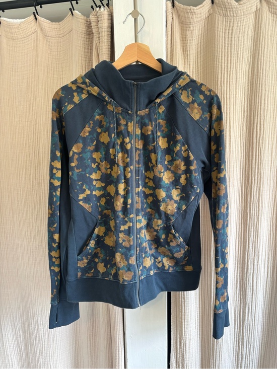 Kuhl Tops - Kuhl 100% Organic Cotton Hoodie- Medium